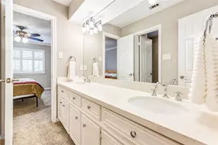 926 Ivy Wall Dr, Houston, TX 77079 - Photo 30