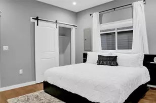 1041 Sunset Circle W, Crystal Beach, TX 77650 - Photo 32