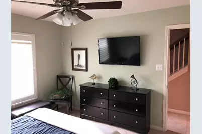 2128 Gillette Street, Houston, TX 77006 - Photo 16
