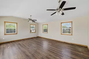 1101 Laredo St, Sinton, TX 78387 - Photo 4
