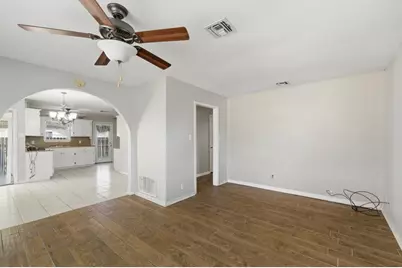 1101 Laredo Street, Sinton, TX 78387 - Photo 6