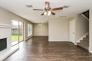 15511 Evergreen Grove Dr, Houston, TX 77083 - Photo 2