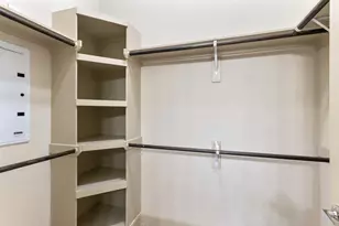 1755 Crescent Plaza Dr, Houston, TX 77077 - Photo 10