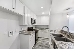 800 Country Pl Dr, Houston, TX 77079 - Photo 14