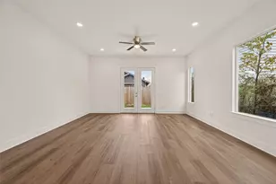 1502 Hussion St, Houston, TX 77003 - Photo 4