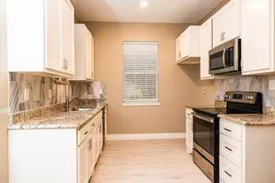 1306 S Austin Street, Brenham, TX 77833 - Photo 14