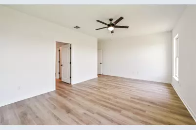 10722 Sky Creek Lane, Beasley, TX 77417 - Photo 18