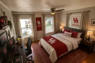 4388 Harvest Ln, Houston, TX 77004 - Photo 10