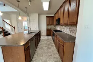 11333 Easton Springs Dr, Pearland, TX 77584 - Photo 6