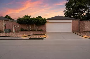 8319 Wind Veil Dr, Houston, TX 77040 - Photo 1