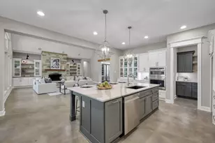 126 Fluorite Ct, Huntsville, TX 77340 - Photo 14