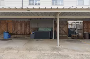 409 N Post Oak Ln, Houston, TX 77024 - Photo 42