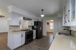 5718 Kuldell Dr, Houston, TX 77096 - Photo 10