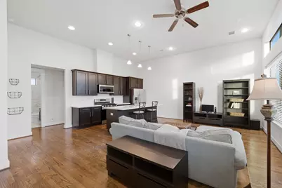 118 N Hutcheson Street, Houston, TX 77003 - Photo 2