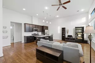 118 N Hutcheson St, Houston, TX 77003 - Photo 2