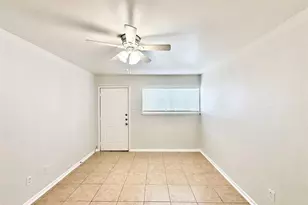 1141 N Durham Dr, Houston, TX 77008 - Photo 2