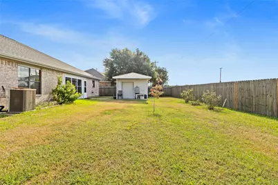 311 Sam Houston Drive, El Campo, TX 77437 - Photo 24