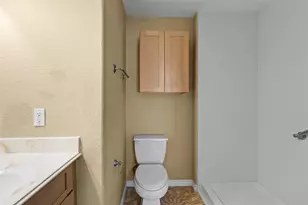 311 Sam Houston Dr, El Campo, TX 77437 - Photo 16