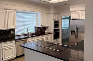 2201 Summer Reef Dr, League City, TX 77573 - Photo 8