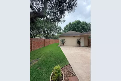 2201 Summer Reef Drive, League City, TX 77573 - Photo 26