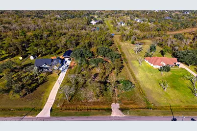 32002 Amberjack Drive, Richwood, TX 77515 - Photo 2