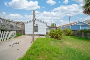 6317 Heards Ln, Galveston, TX 77551 - Photo 6
