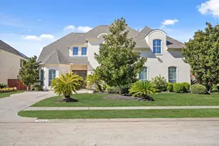 10015 Loch Courtney Ln, Houston, TX 77089 - Photo 2