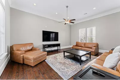 1306 Hawthorne Street, Houston, TX 77006 - Photo 16