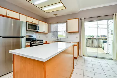 2930 Grants Lake Boulevard #407, Sugar Land, TX 77479 - Photo 6