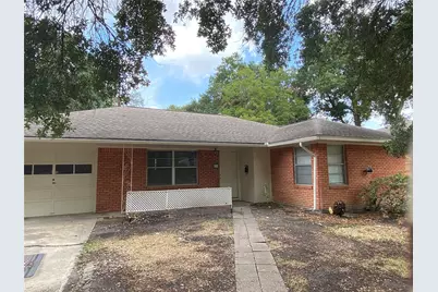 5110 W 43rd Street, Houston, TX 77092 - Photo 1