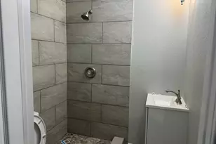 5110 W 43rd St, Houston, TX 77092 - Photo 26