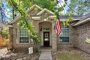 176 S Holly Laurel Cir, The Woodlands, TX 77382 - Photo 1