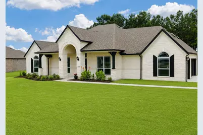 16438 Stonewall Street, Conroe, TX 77303 - Photo 2