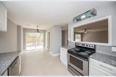 9407 Pipestone Street, Houston, TX 77074 - Photo 8