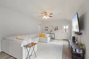 207 Bellewood Mnr Dr, Magnolia, TX 77354 - Photo 6