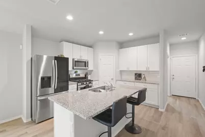 207 Bellewood Manor Drive, Magnolia, TX 77354 - Photo 8