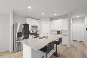 207 Bellewood Mnr Dr, Magnolia, TX 77354 - Photo 8