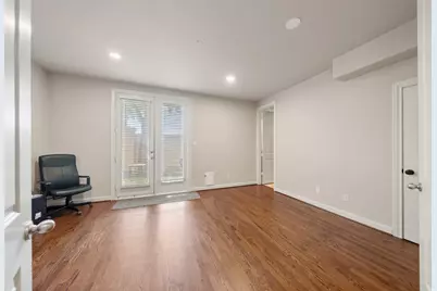1629 Upland Lakes, Houston, TX 77043 - Photo 18