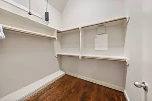 1629 Upland Lakes, Houston, TX 77043 - Photo 14