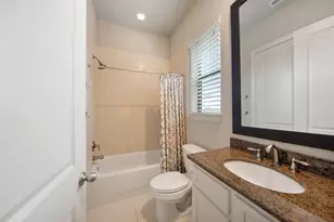 1629 Upland Lakes, Houston, TX 77043 - Photo 16