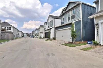 10413 Harmon Smith Dr, Houston, TX 77025 - Photo 6