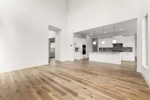 349 Covey, Sealy, TX 77474 - Photo 6