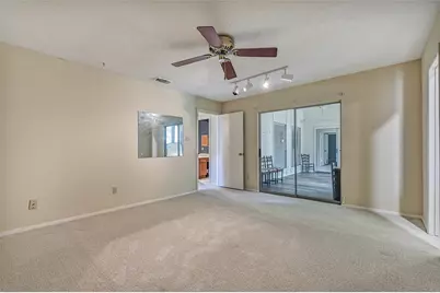 1109 W Castlewood Avenue, Friendswood, TX 77546 - Photo 18