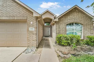 19254 Dillsbury Ct, Katy, TX 77449 - Photo 2