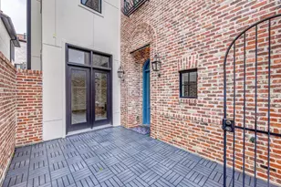 7546 Awty School Ln, Houston, TX 77055 - Photo 4