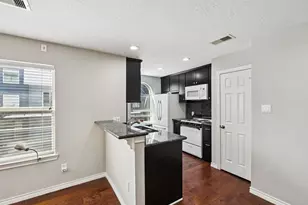 1405 Bailey St, Houston, TX 77019 - Photo 12