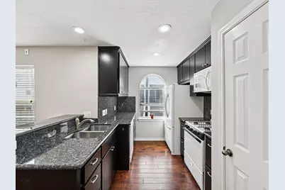 1405 Bailey Street, Houston, TX 77019 - Photo 14