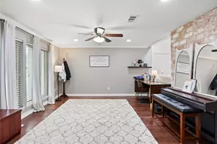 10103 Sagemill Dr, Houston, TX 77089 - Photo 8
