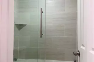 9707 Richmond Ave Apt 77, Houston, TX 77042 - Photo 12