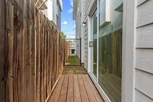 1513 Egypt St, Houston, TX 77009 - Photo 24